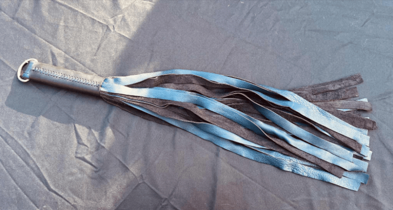 Signature Flogger - Image 3